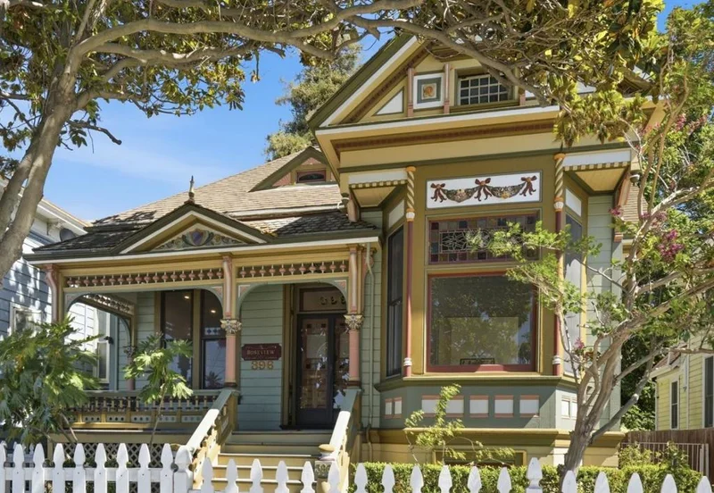Photo 2 of 396 W San Fernando Street