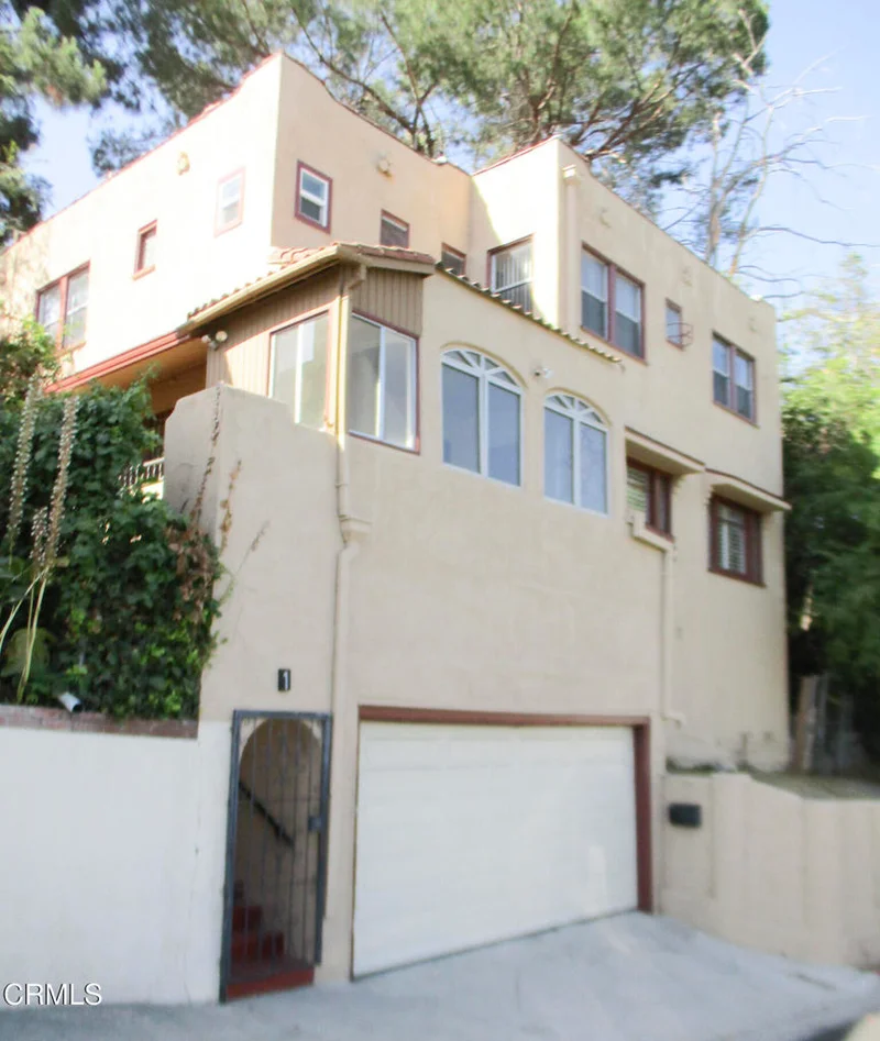 1 Waverly Drive