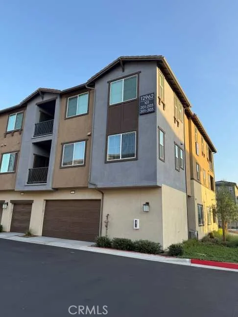 12962 Lassen Drive 202