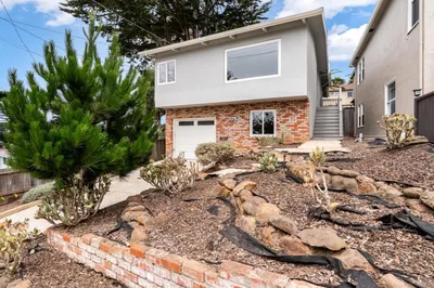375 Bancroft Way photo 2