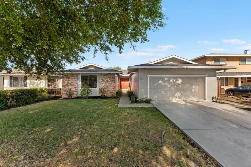 6021 Chesbro Avenue