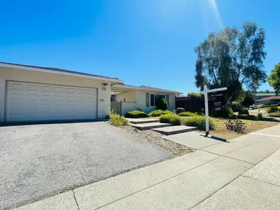 1150 Stafford Drive photo 2