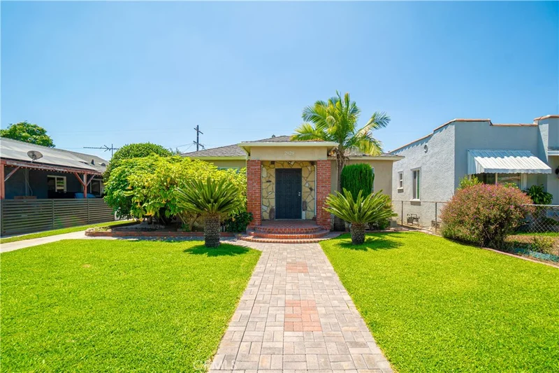 2828 Hill photo 2