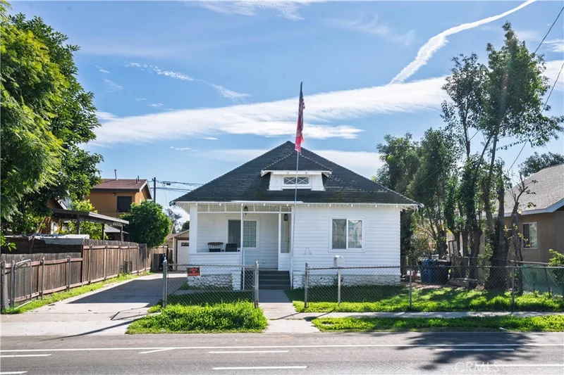730 W 9th