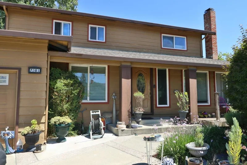 Photo 2 of 7381 Hillsboro Avenue