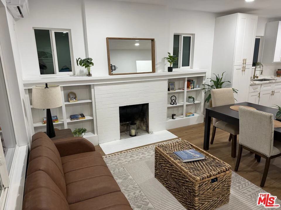 Interior 2