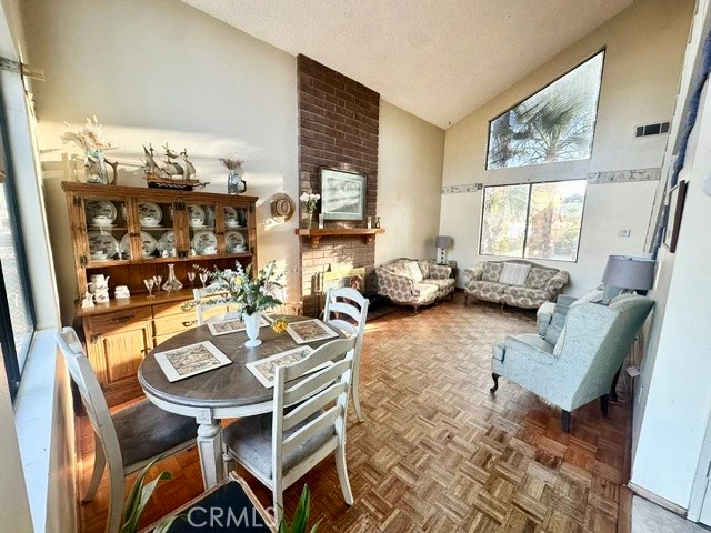 Interior 2
