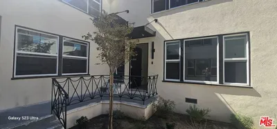 537 S Catalina Street photo 2