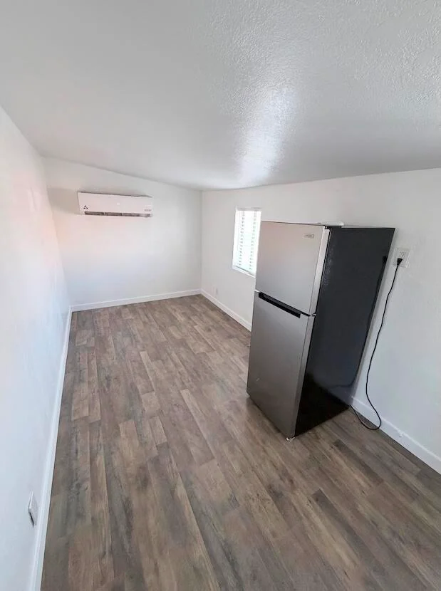 66321 Buena Vista Avenue C photo 2