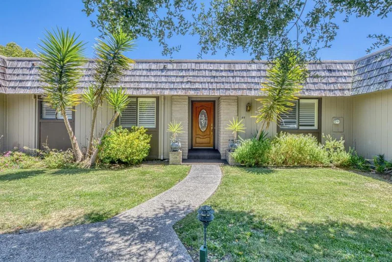 23799 Monterey Salinas Highway 44