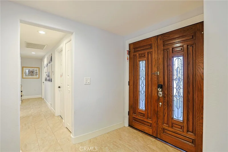 13401 Laux Circle photo 2