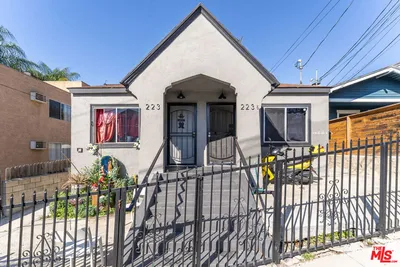 221 Lake Shore Terrace