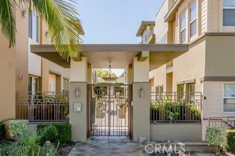 441 N Los Robles 16 photo 2