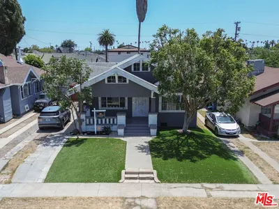 1554 W 46th Street