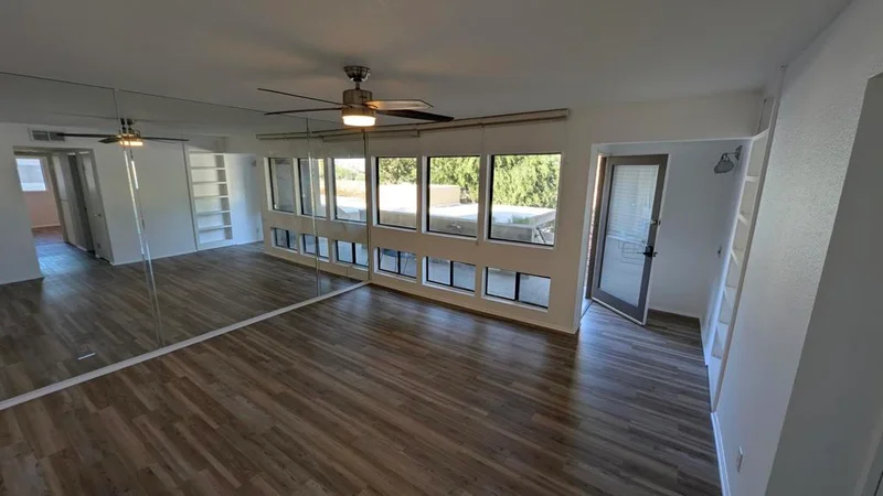 425 Bradshaw Lane 63 photo 2
