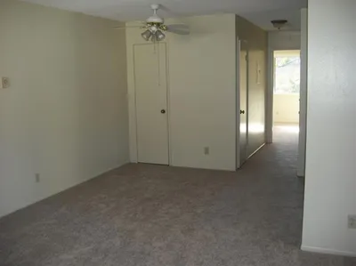2557 N Yardarm Avenue photo 2