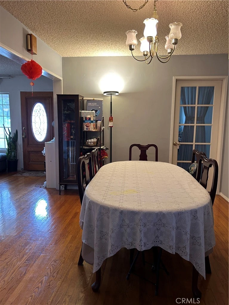 Interior 3