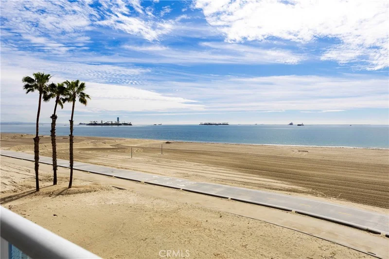 Photo 2 of 1500 E Ocean Boulevard 206