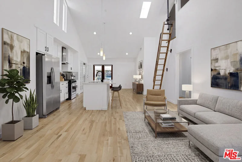 1878 Echo Park Avenue