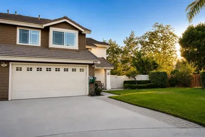 17702 Tristania Pl