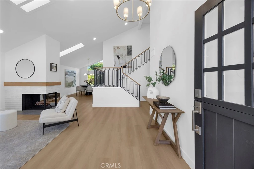 Interior 2