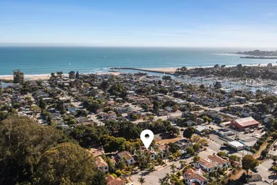 188 Harbor Beach Court photo 2