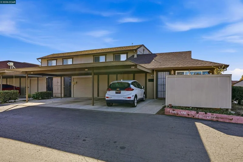 Photo 2 of 1814 San Jose Dr
