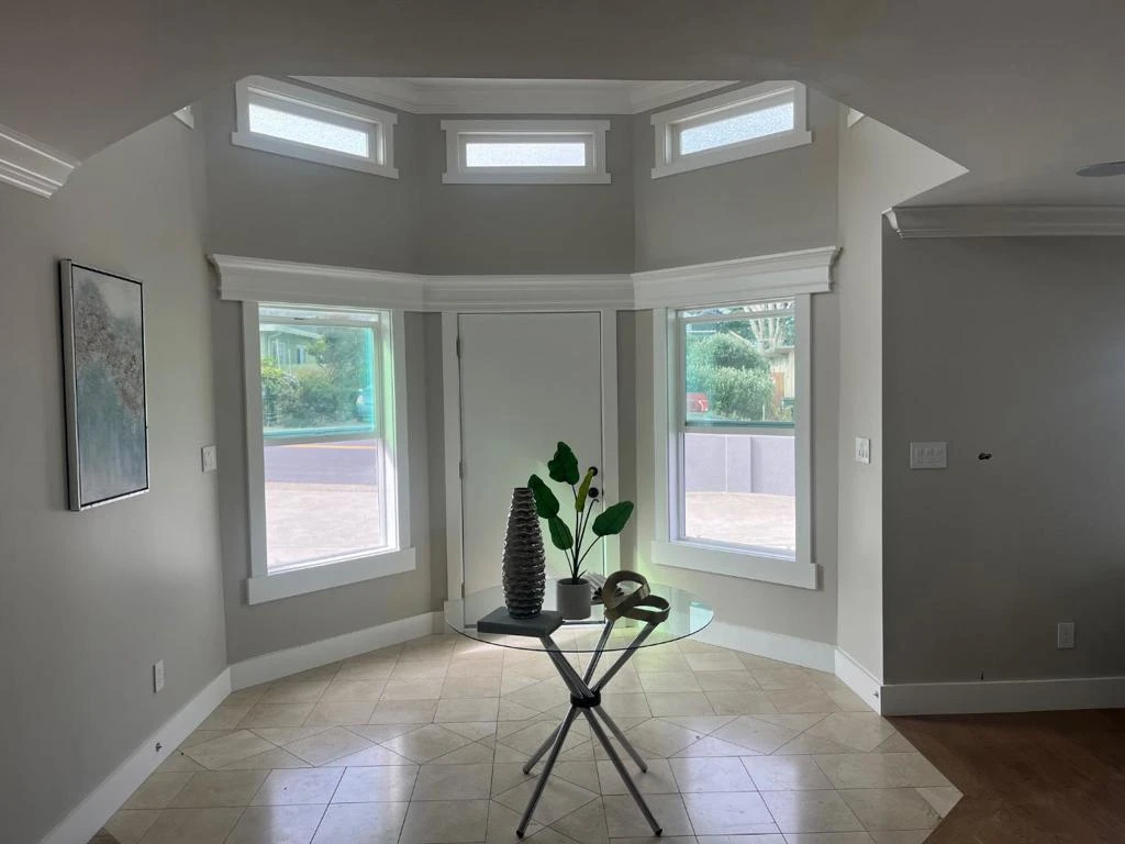 Interior 2