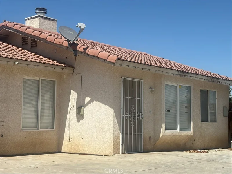 5113 S H photo 2