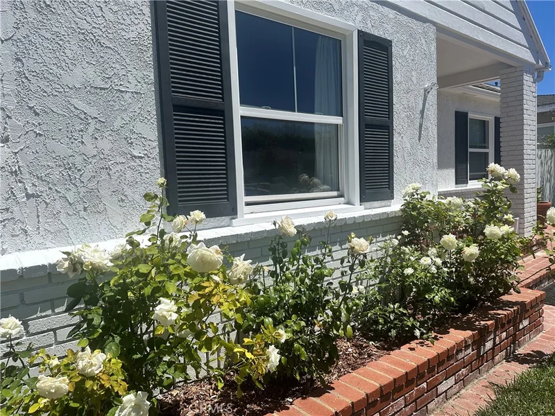 Photo 2 of 2650 S Dolphin Street