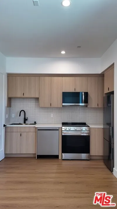 6241 Banner Avenue 3/4 photo 2
