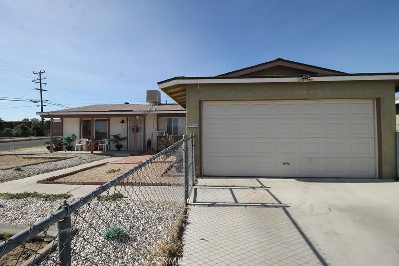 1540 Sunset photo 2