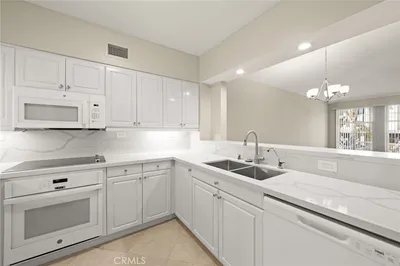 25442 Sea Bluffs 302 photo 2