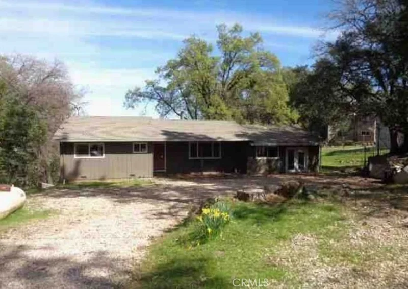 11310 Clinton Bar