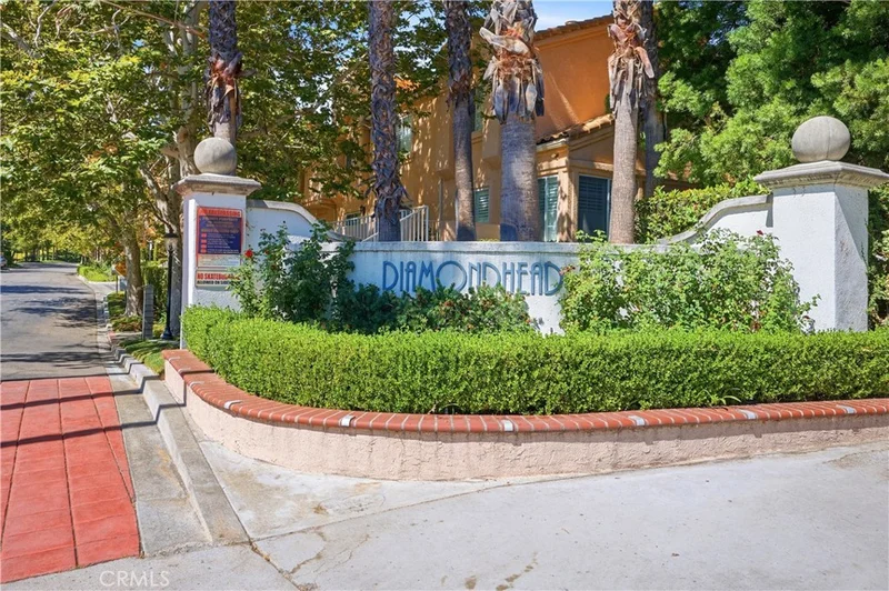 25136 Steinbeck Avenue D photo 2