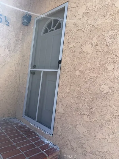 525 S Soto Street 1/2 photo 2