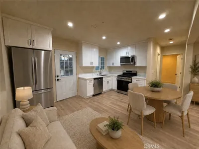 7879 Claybeck photo 2