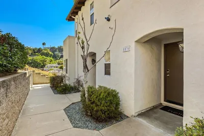 1534 Glenwood photo 2