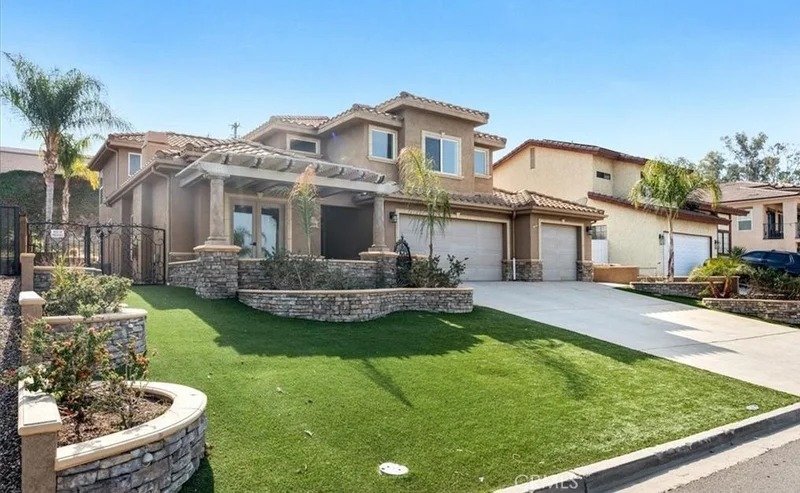 23889 Cruise Circle Drive photo 2