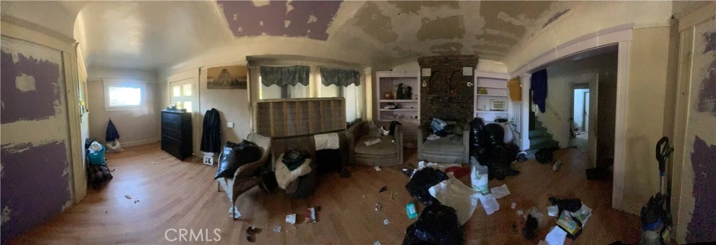 Interior 2