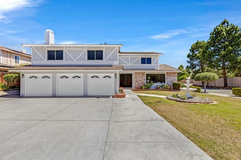 674 Canterbury Place
