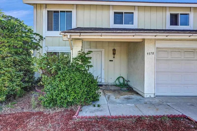 9378 Twin Mountain Circle photo 2