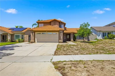 1505 Canterbury photo 2