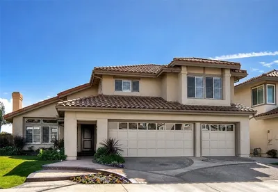9042 Santiago Dr
