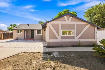 8417 Columbus photo 2