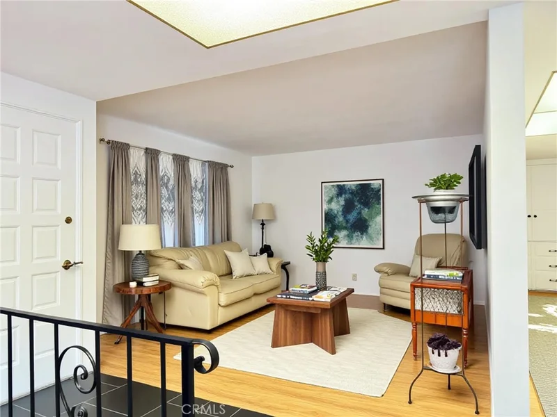 5960 Gundry photo 2