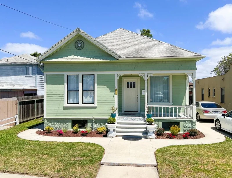 219 Harvest Street