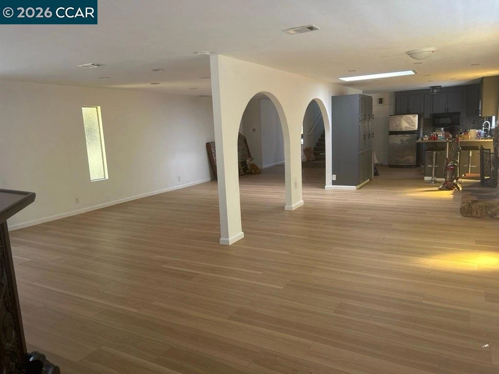 Interior 3