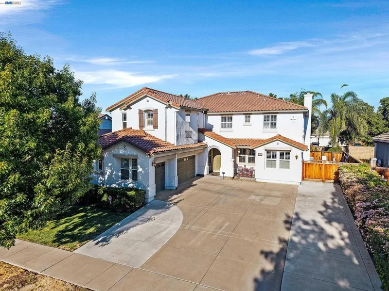 1708 La Pergola Dr