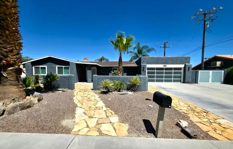 2190 N Whitewater Club Drive photo 2